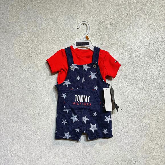 Tommy Hilfiger 2-Piece Star Shortall Set Sz 0-3 Months NWT - Picture 1 of 9